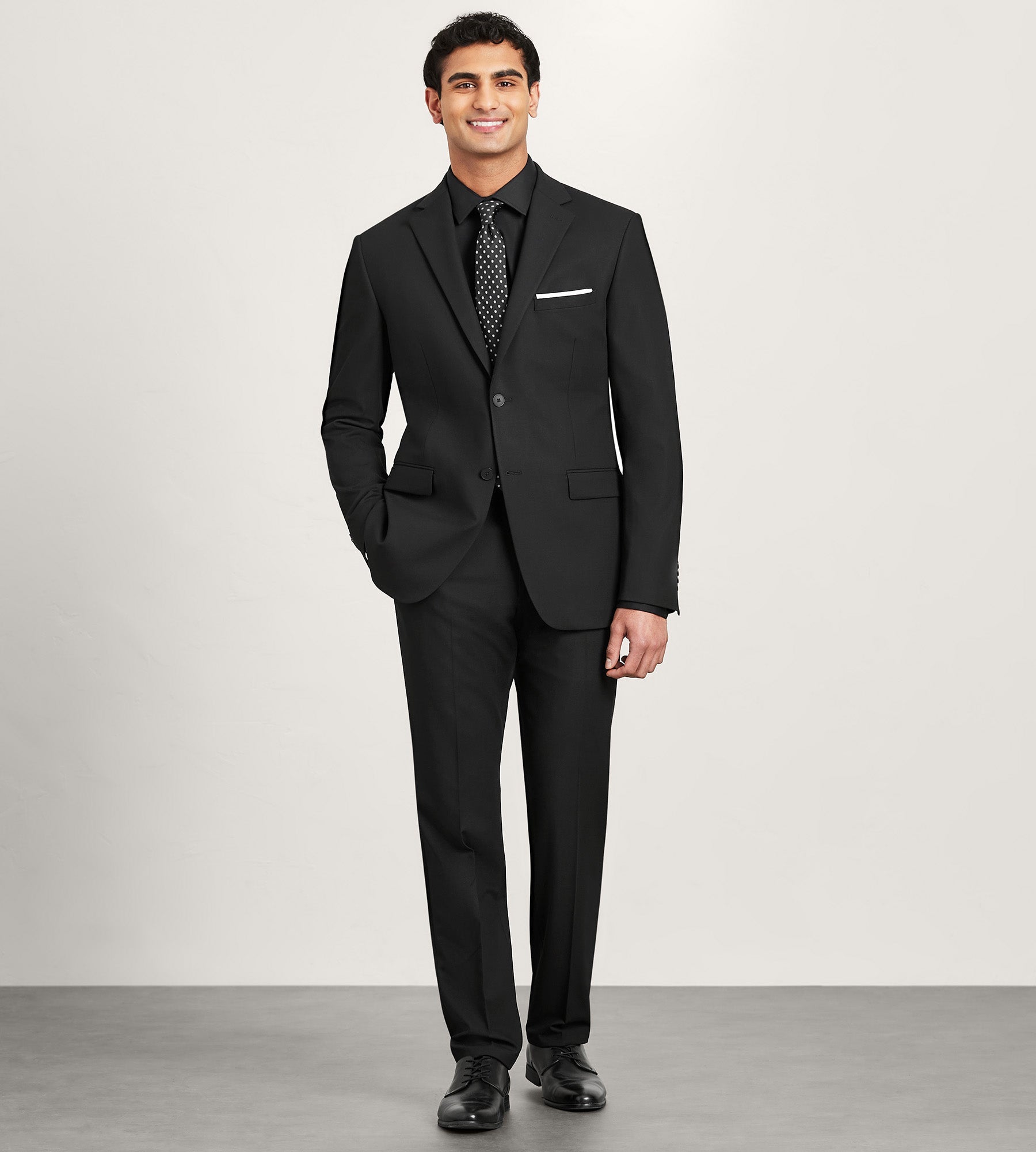 Modern Fit 360° Stretch Suit