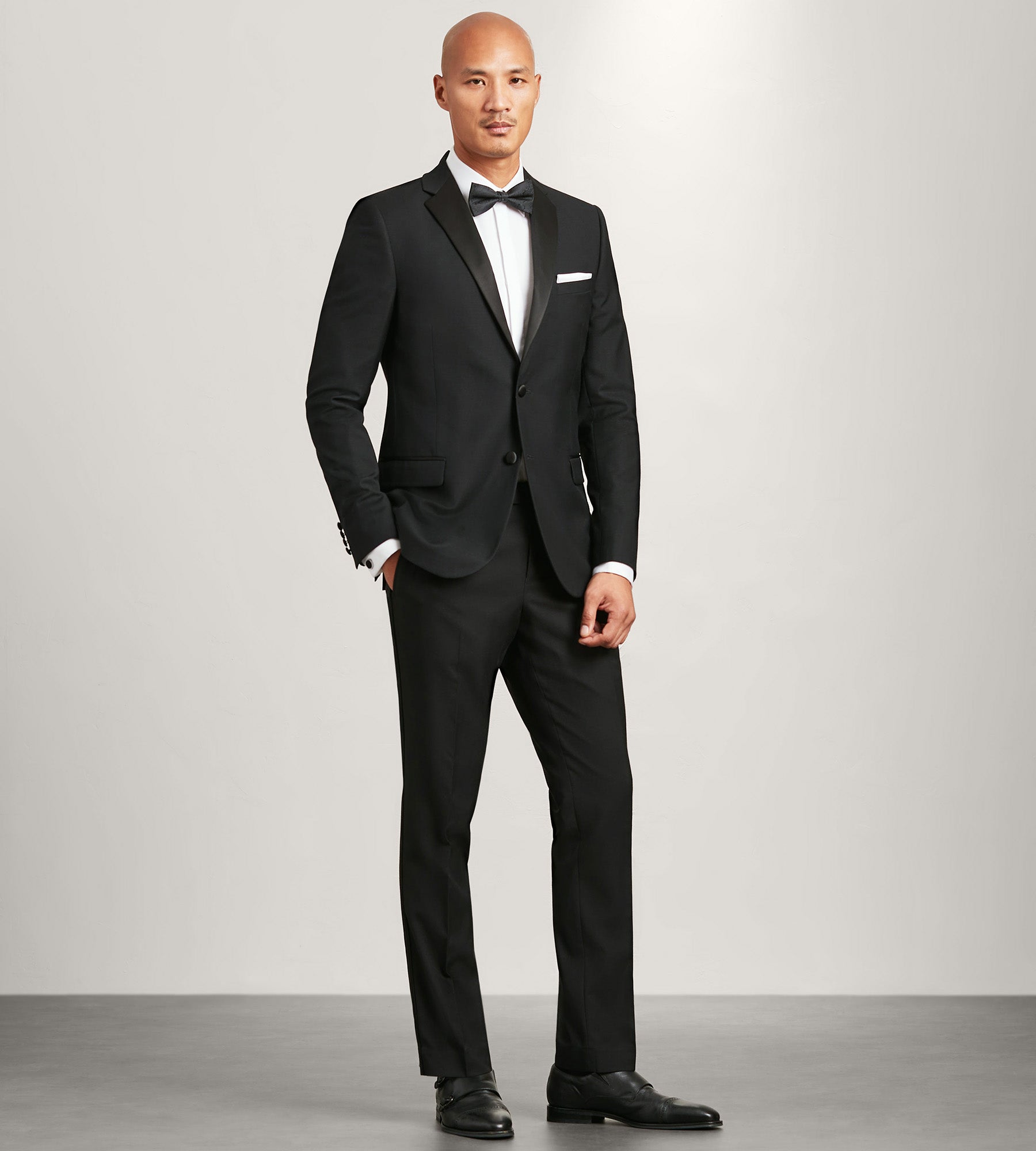 Modern Fit Black Notch Lapel Solid Tuxedo