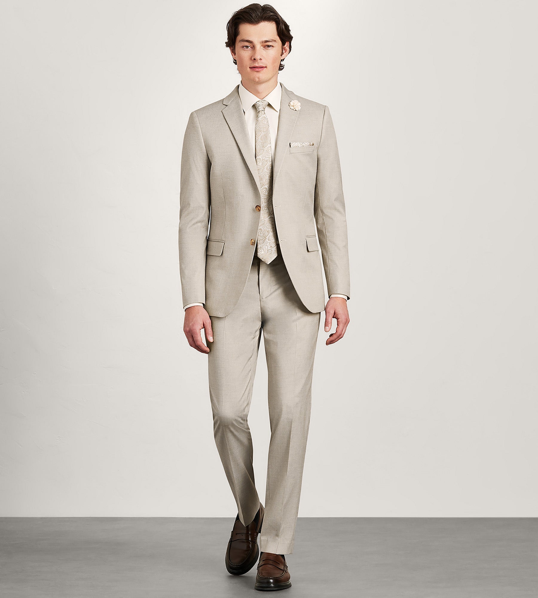 Modern Fit Tan Solid Suit